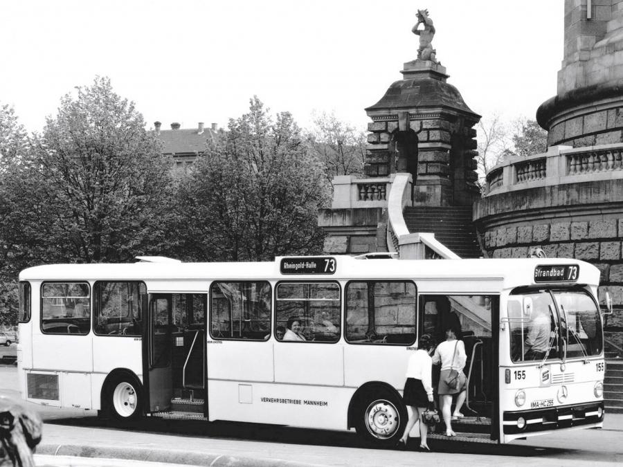  Mercedes-Benz O305 1968 года  (фото 10 из 10)